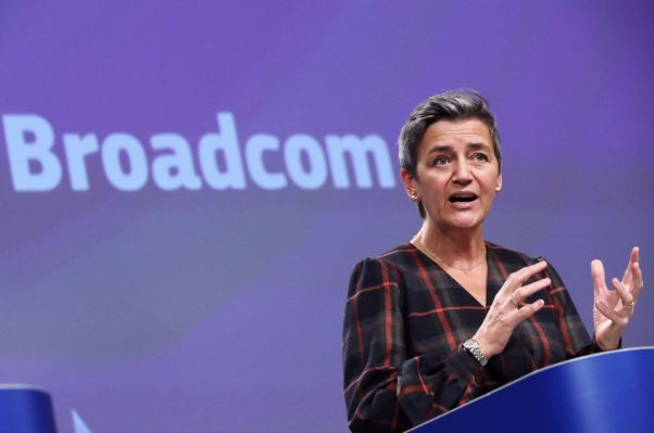 1,050% VMware Cost Increase: AT&T's Concerns Over Broadcom Deal 1,050% VMware Cost Increase: AT&T's Concerns Over Broadcom Deal