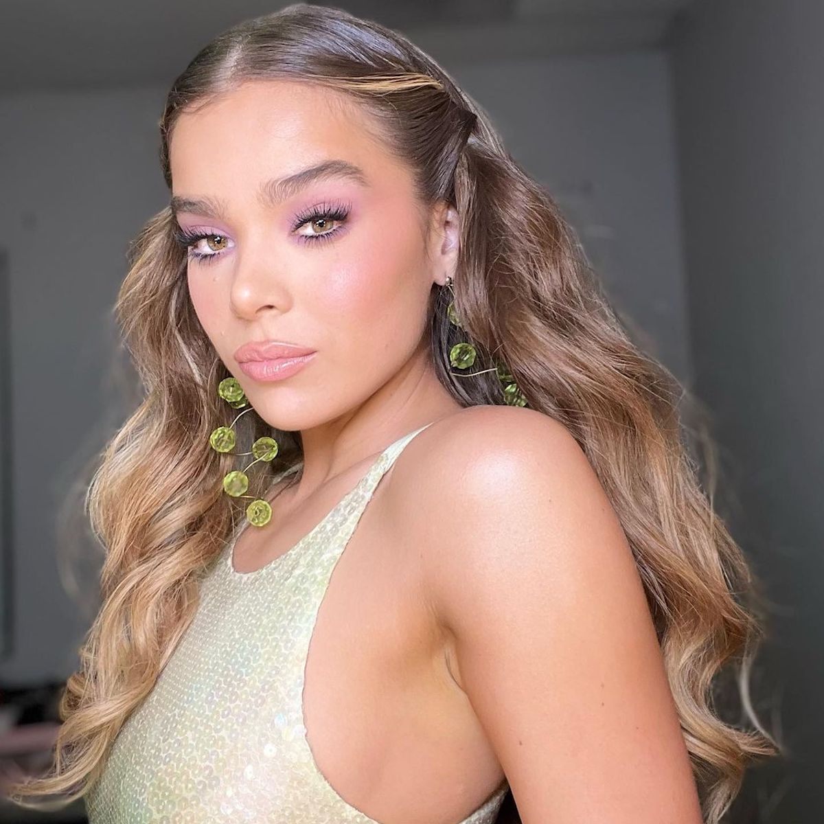 20 Questions With Hailee Steinfeld: A Candid Interview 20 Questions With Hailee Steinfeld: A Candid Interview