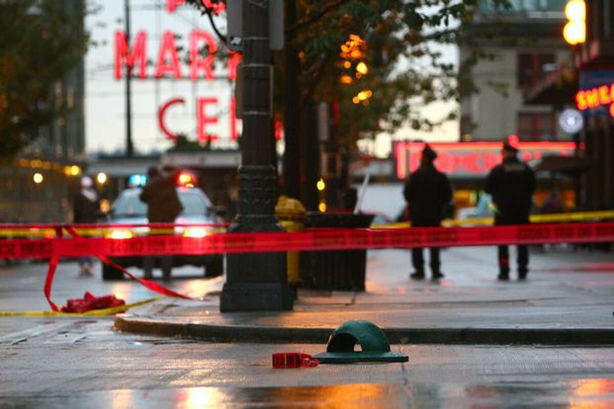 3 Hurt In Downtown Seattle Shooting: Police Investigate 3 Hurt In Downtown Seattle Shooting: Police Investigate