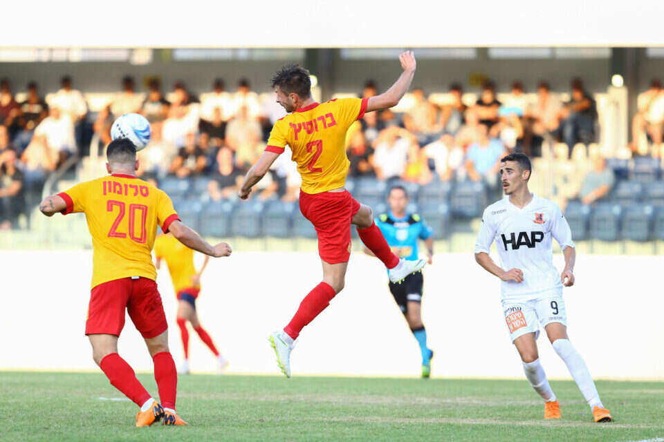 בדקה ה-96: 1:1 דרמטי - לאציו נגד יובנטוס בדקה ה-96: 1:1 דרמטי - לאציו נגד יובנטוס