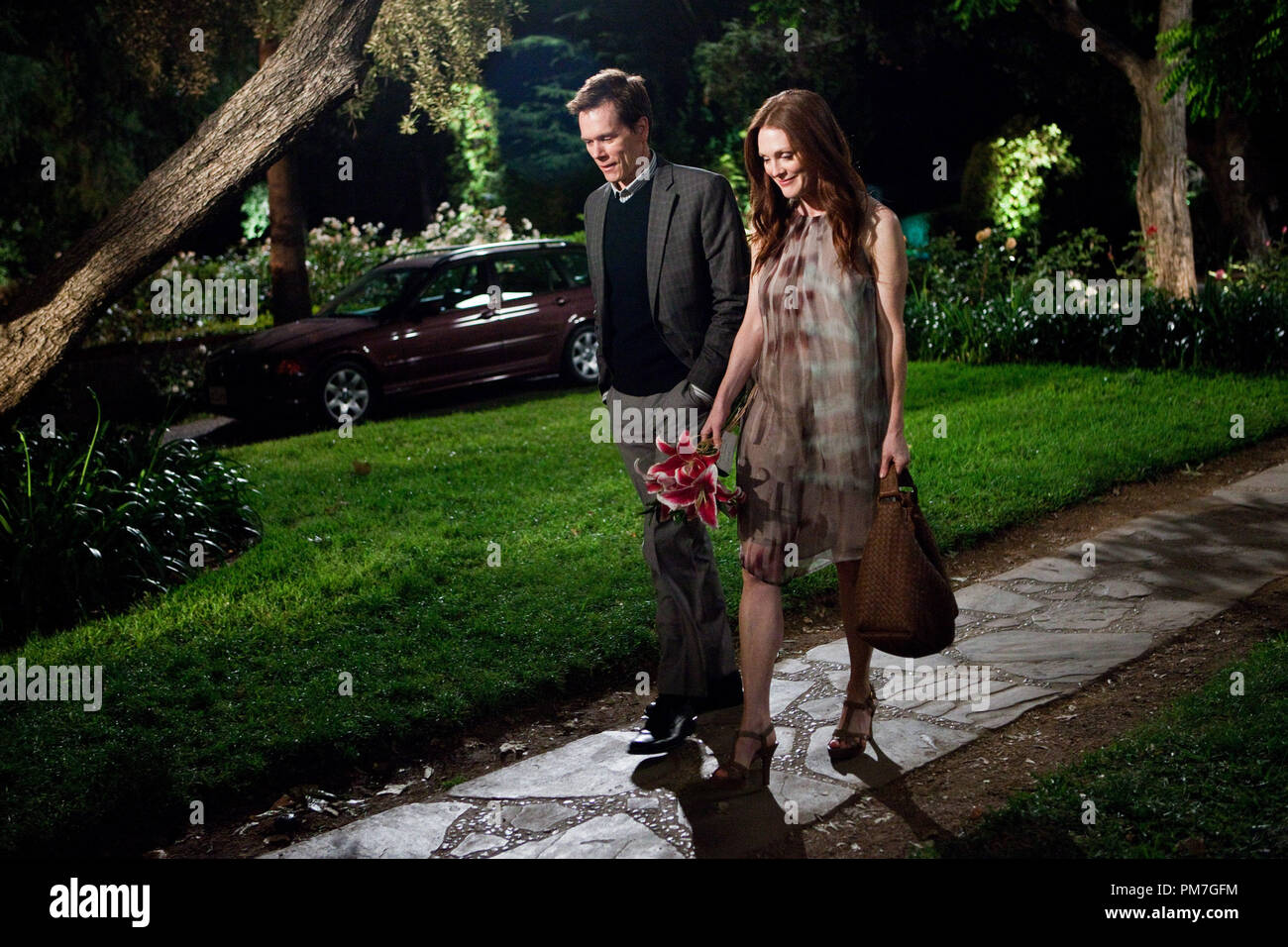 A Look At Netflix's Dark Comedy With Kevin Bacon And Julianne Moore A Look At Netflix's Dark Comedy With Kevin Bacon And Julianne Moore