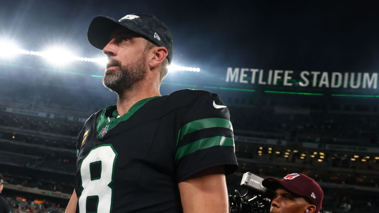 Aaron Rodgers Visits Steelers Training Facility: What Does It Mean? Aaron Rodgers Visits Steelers Training Facility: What Does It Mean?