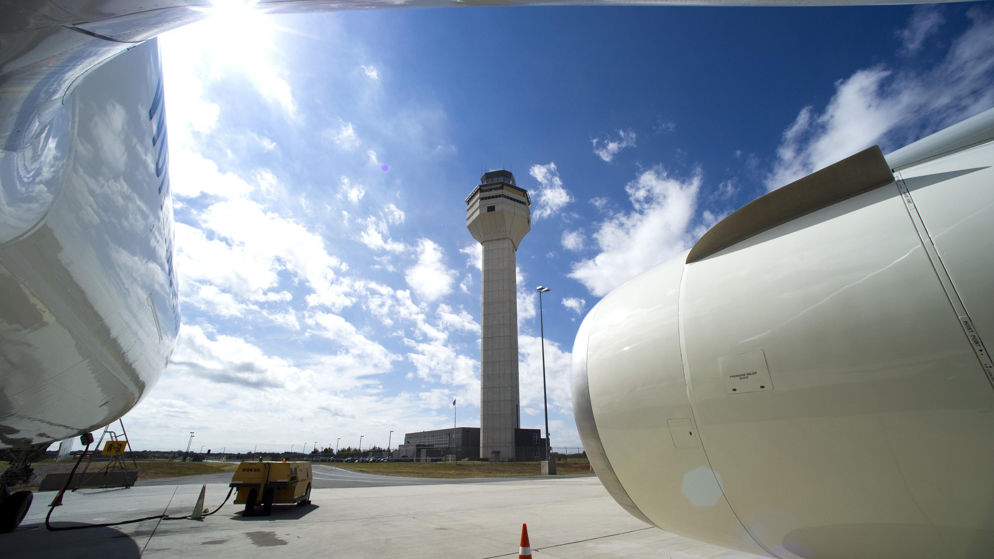 Air Traffic Control Outages: Beyond Newark's Black Screens And Silent Radios Air Traffic Control Outages: Beyond Newark's Black Screens And Silent Radios