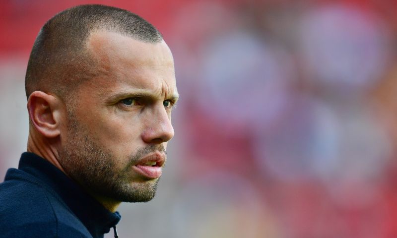 Ajax Bevestigt Gesprekken Met Heitinga Over Hoofdtrainersrol Ajax Bevestigt Gesprekken Met Heitinga Over Hoofdtrainersrol