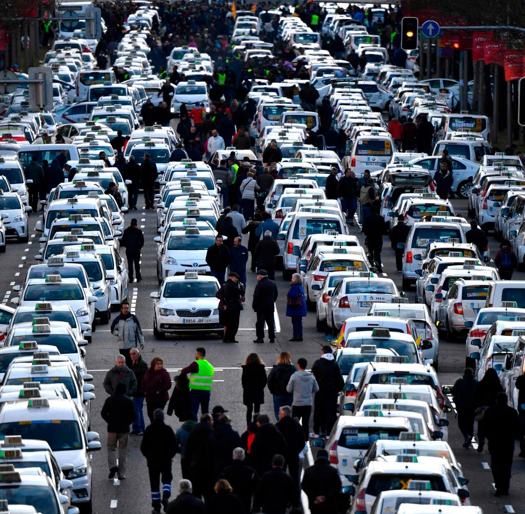 Aktuelle Entwicklungen: Großer Protest Der Essener Taxifahrer Aktuelle Entwicklungen: Großer Protest Der Essener Taxifahrer