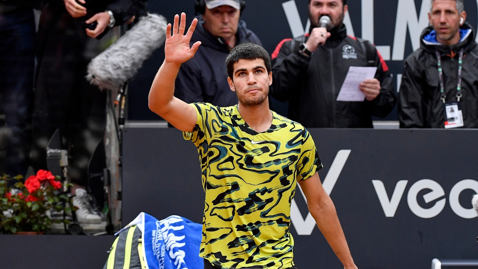 Alcaraz And Swiatek Secure Dominant Roland Garros Openers Alcaraz And Swiatek Secure Dominant Roland Garros Openers