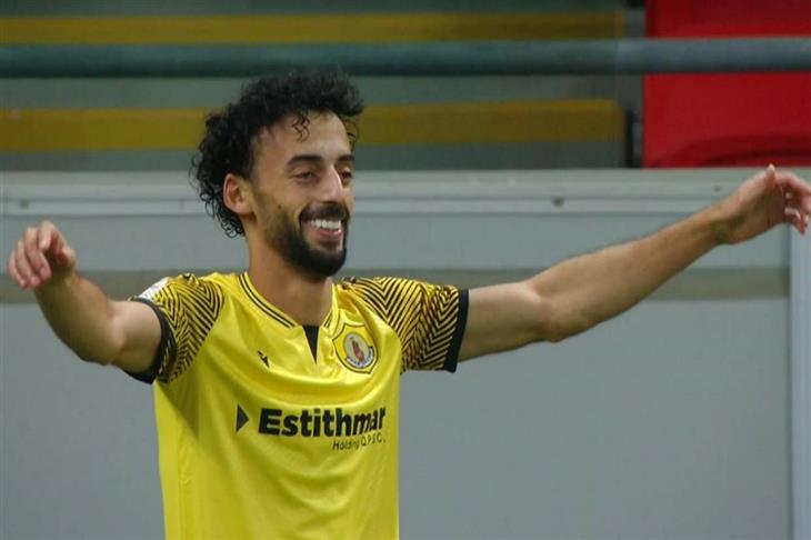 اللاعب عبد القادر و خسارة فريقه قطر أمام الخور اللاعب عبد القادر و خسارة فريقه قطر أمام الخور