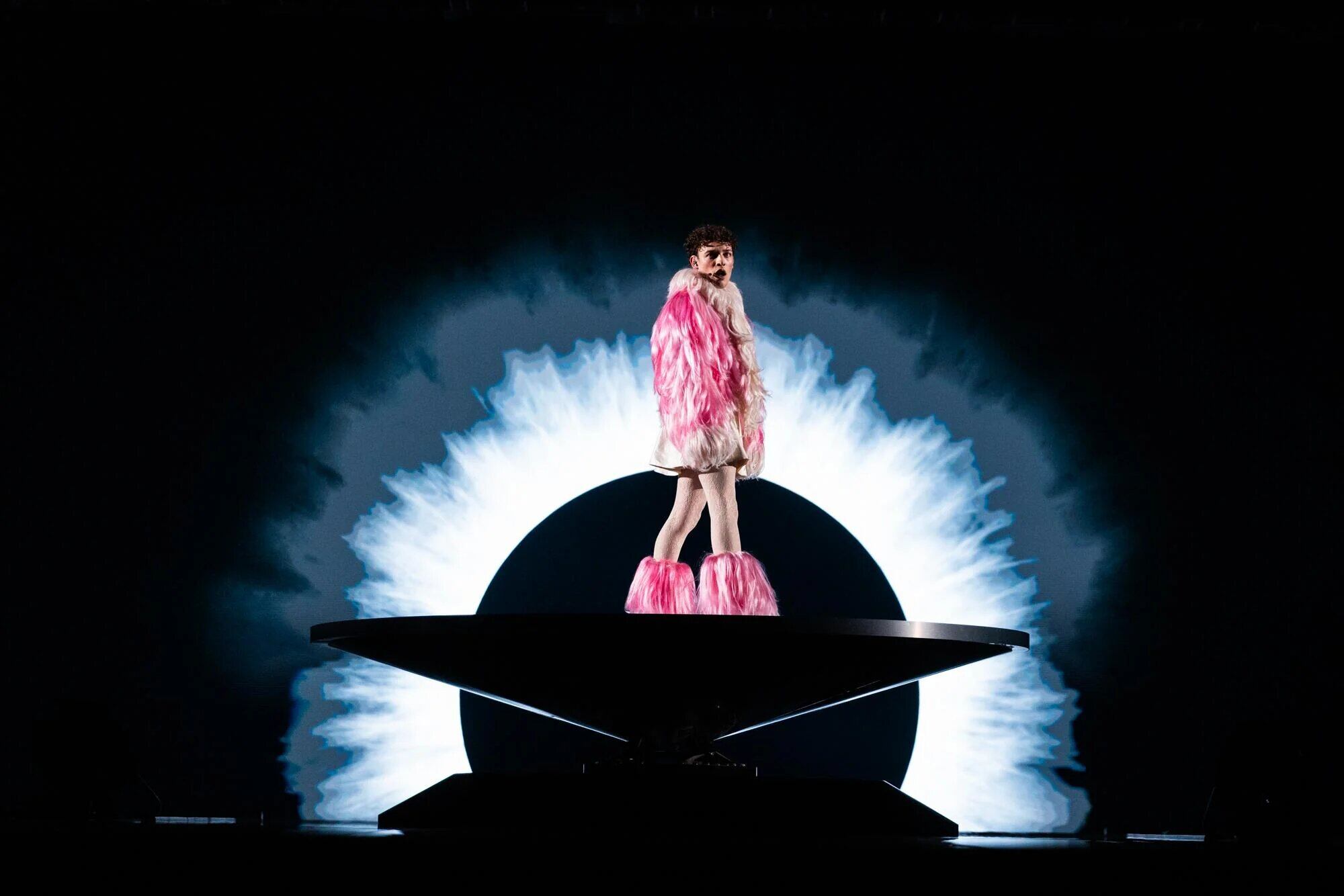 Analysis Of The UK's 19th Place Finish At Eurovision 2025 Analysis Of The UK's 19th Place Finish At Eurovision 2025