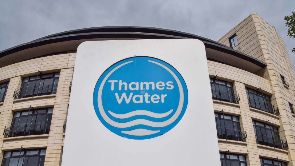 Analyzing Thames Water's Executive Bonus Scheme Analyzing Thames Water's Executive Bonus Scheme