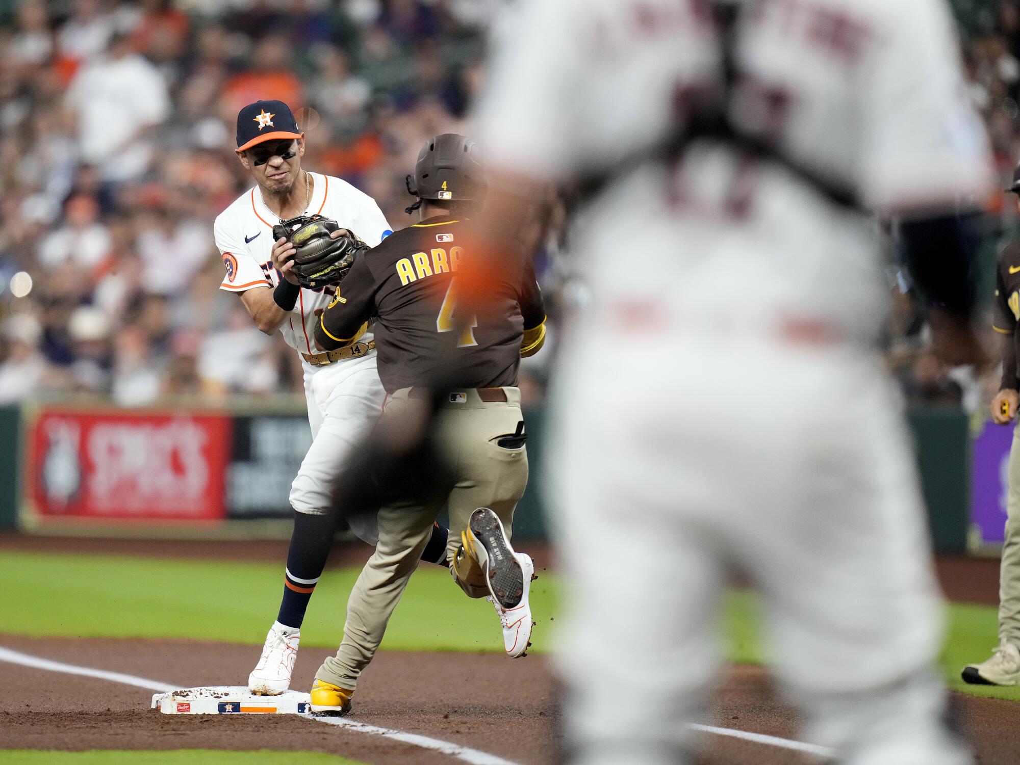 Arraez-Dubón Collision: Update On Arraez's Condition