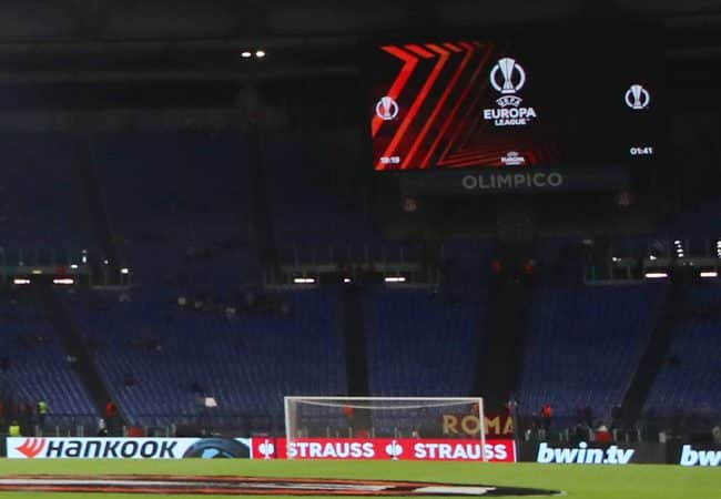 AS Roma - Calificare În Optimile Europa League După Victoria Dramatică Asupra Lui FC Porto (3-2) AS Roma - Calificare În Optimile Europa League După Victoria Dramatică Asupra Lui FC Porto (3-2)
