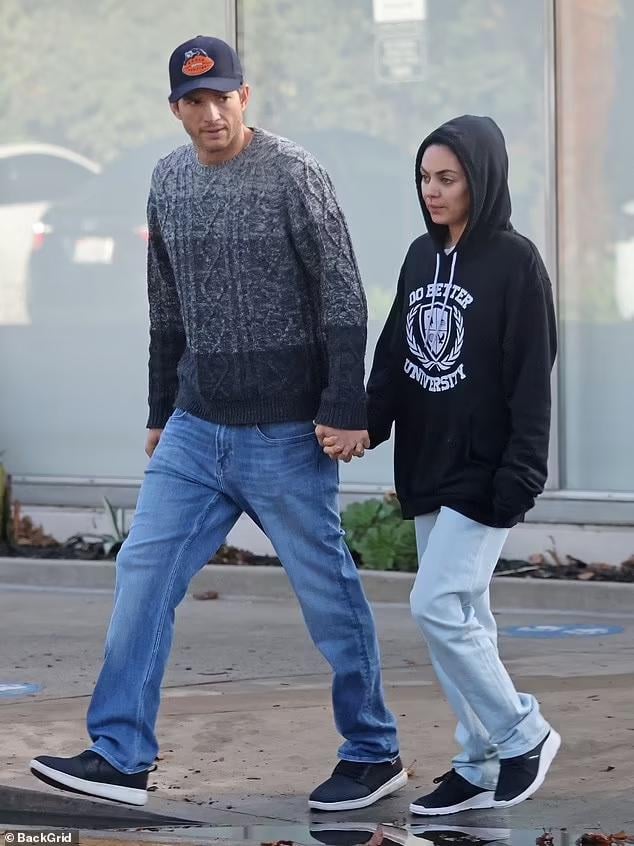 Ashton Kutcher And Mila Kunis Spotted In Beverly Hills