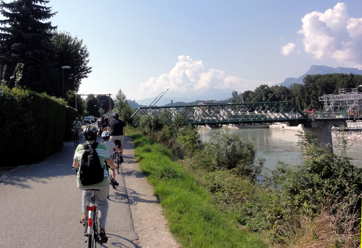 Atempause & Erkundung: Radfahren Entlang Essener Persönlichkeiten Atempause & Erkundung: Radfahren Entlang Essener Persönlichkeiten