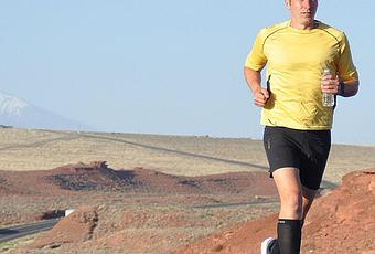 Australian Speed Record Attempt: British Ultrarunner's Epic Run Australian Speed Record Attempt: British Ultrarunner's Epic Run