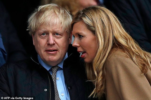 Avestruz Ataca A Boris Johnson En Texas: Detalles Del Incidente Familiar Avestruz Ataca A Boris Johnson En Texas: Detalles Del Incidente Familiar