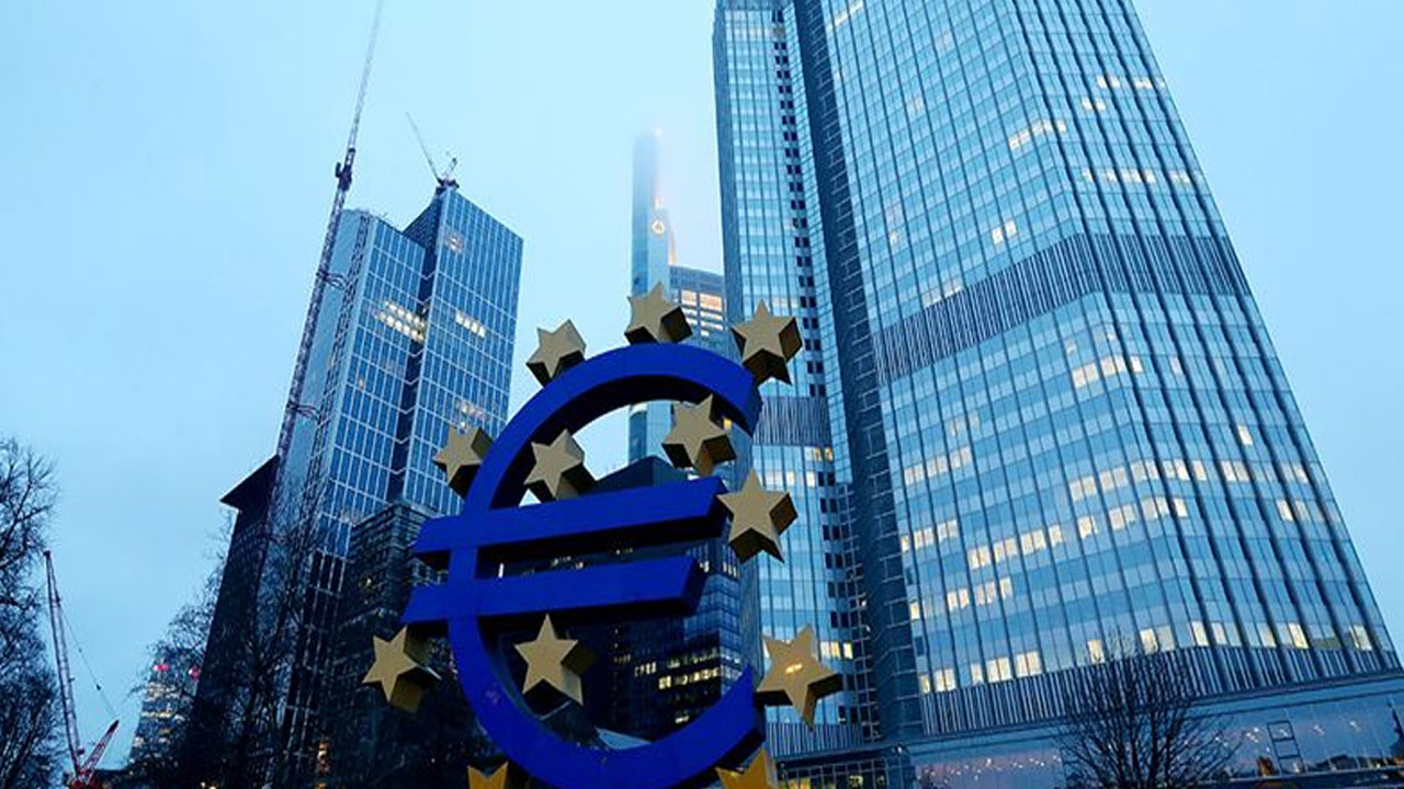 Avrupa Merkez Bankası Başkanı'ndan ABD'ye Yönelik Misilleme Tehditi Avrupa Merkez Bankası Başkanı'ndan ABD'ye Yönelik Misilleme Tehditi