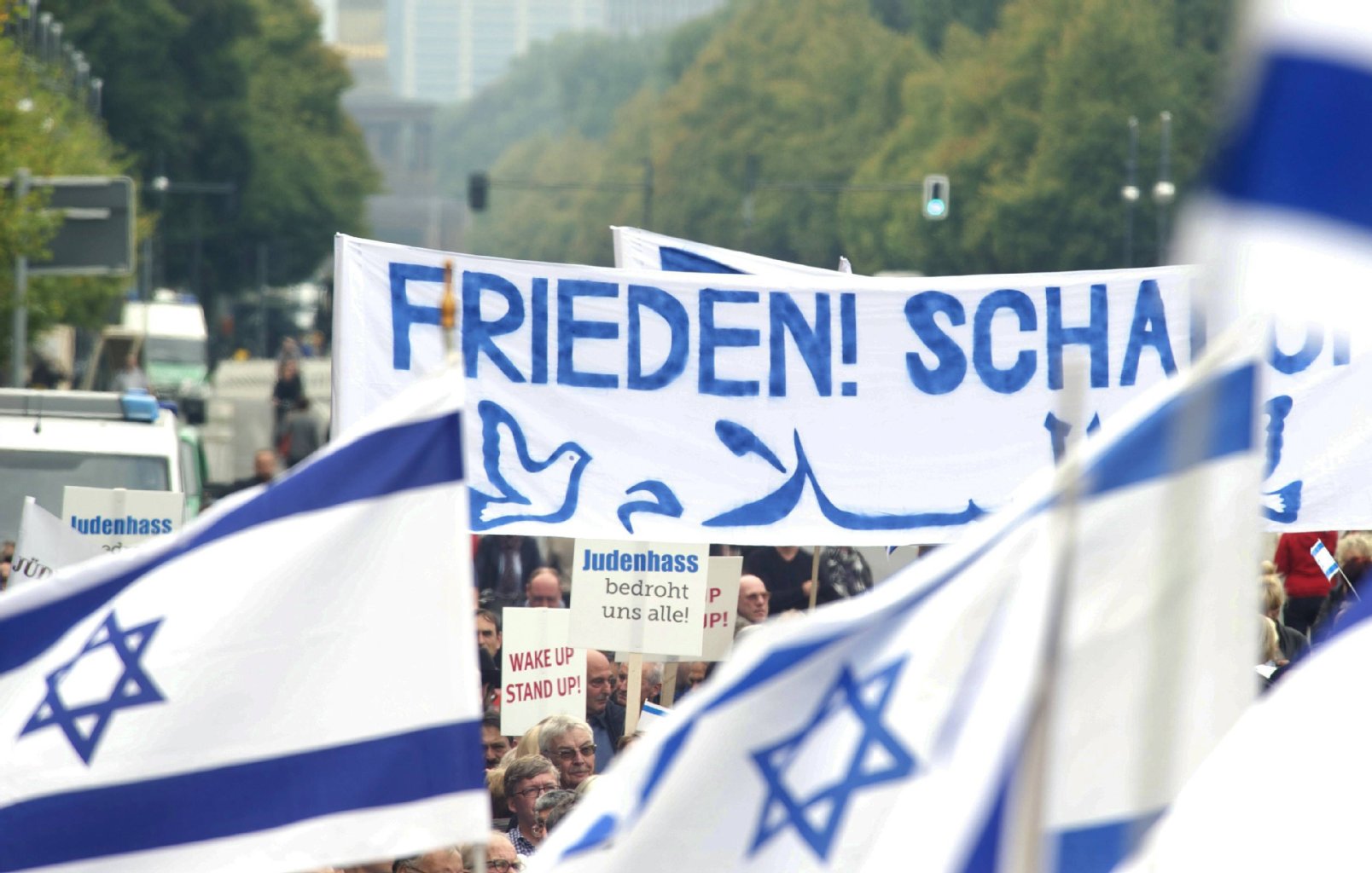Berlin: Antisemitischer Angriff Auf Kind – „Heil Hitler“-Parolen Geschrien Berlin: Antisemitischer Angriff Auf Kind – „Heil Hitler“-Parolen Geschrien