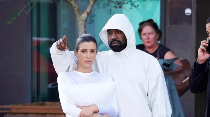 Bianca Censori And Kanye West: Couple Seen At Spanish Restaurant After Weeks Apart Bianca Censori And Kanye West: Couple Seen At Spanish Restaurant After Weeks Apart