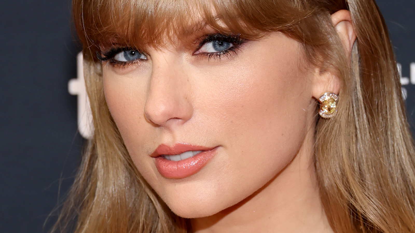 Blake Lively & Taylor Swift: Did A Subpoena Damage Their Friendship? Blake Lively & Taylor Swift: Did A Subpoena Damage Their Friendship?