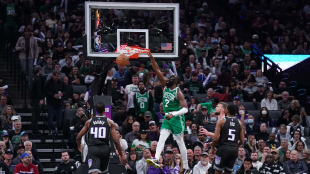 Boston Celtics: Two Players Hit 40 Points In A Single Game Boston Celtics: Two Players Hit 40 Points In A Single Game