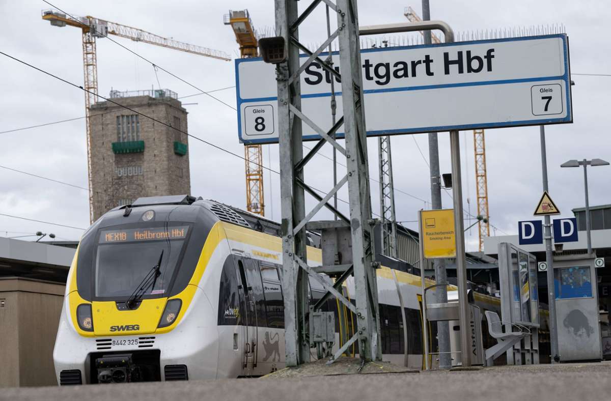 BVG-Tarifstreit: Scheitert Die Schlichtung? Streiks Und Entlassungen Im Fokus BVG-Tarifstreit: Scheitert Die Schlichtung? Streiks Und Entlassungen Im Fokus