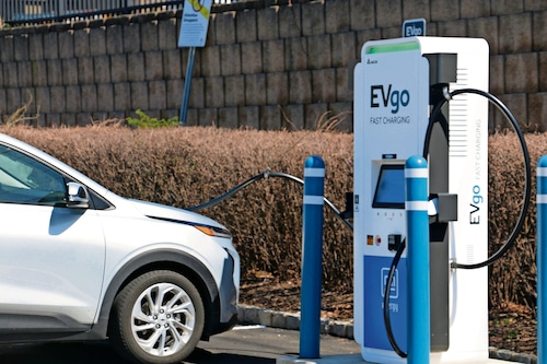 Car Dealers Double Down: Renewed Fight Against Electric Vehicle Mandates Car Dealers Double Down: Renewed Fight Against Electric Vehicle Mandates