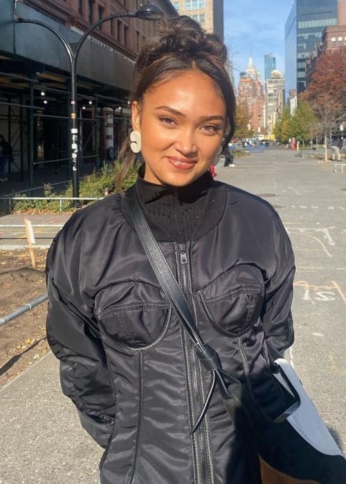 Carmen: Joy Crookes' New Single Carmen: Joy Crookes' New Single