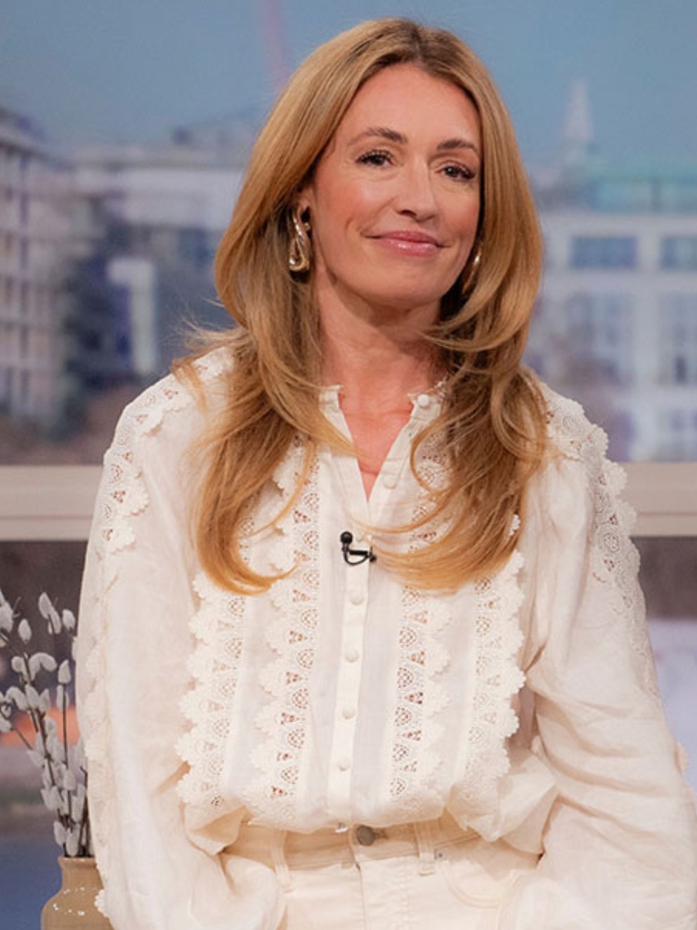 Cat Deeley's Pre-Show Wardrobe Malfunction: A This Morning Dress Blunder Cat Deeley's Pre-Show Wardrobe Malfunction: A This Morning Dress Blunder