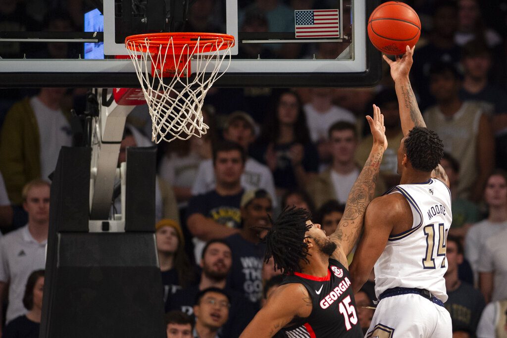 Cavaliers' Offensive Onslaught Dominates Georgia Tech In Series Opener Cavaliers' Offensive Onslaught Dominates Georgia Tech In Series Opener