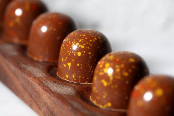 Central London's Newest Chocolate Destination: Lindt Central London's Newest Chocolate Destination: Lindt