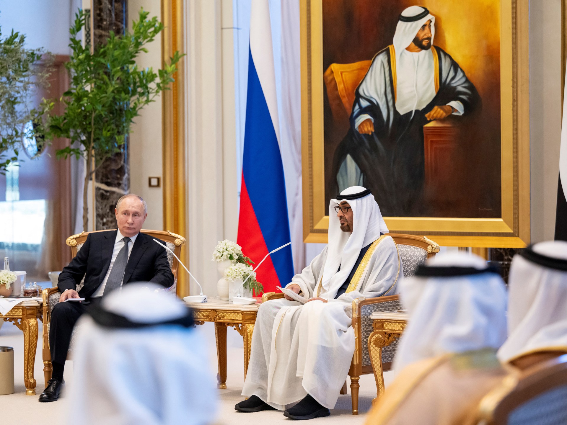 Çfarë Thanë Putin Dhe Presidenti I UAE Në Bisedën E Tyre Telefonike? Çfarë Thanë Putin Dhe Presidenti I UAE Në Bisedën E Tyre Telefonike?