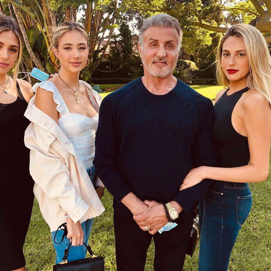 Cobra: Les Regrets De Sylvester Stallone Sur Son Film D'action Des Années 80 Cobra: Les Regrets De Sylvester Stallone Sur Son Film D'action Des Années 80