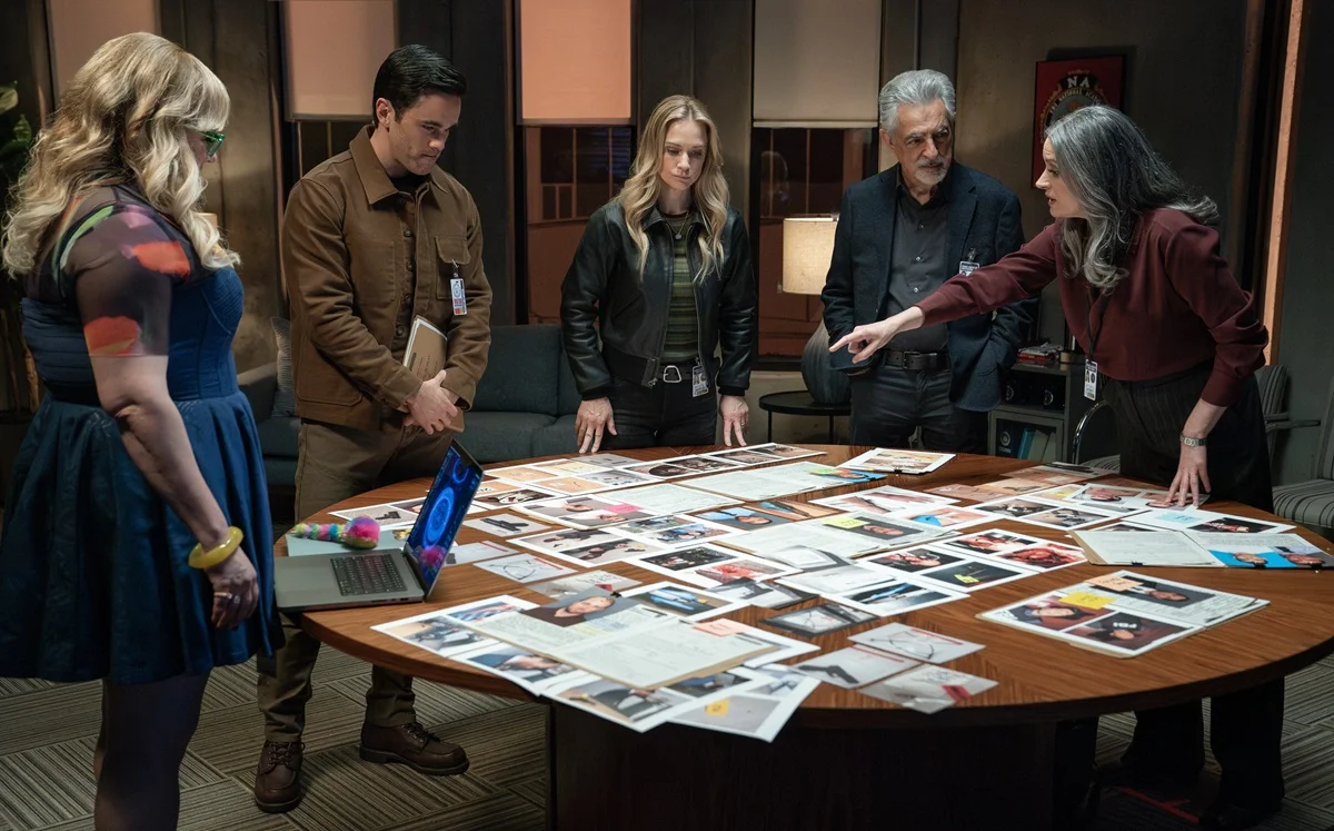 Criminal Minds: Evolution Season 3 – Photos, Poster, And Teaser Released Criminal Minds: Evolution Season 3 – Photos, Poster, And Teaser Released