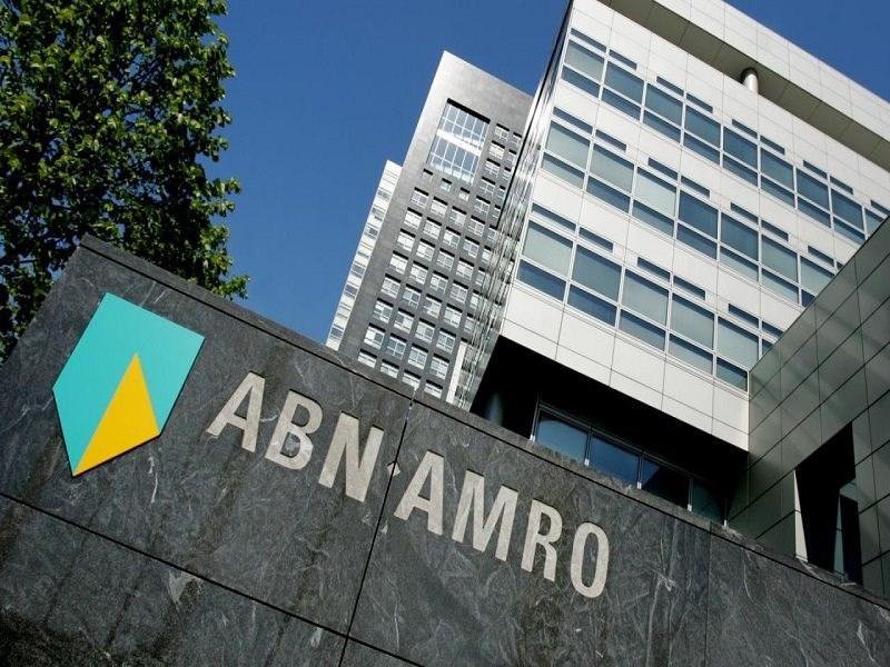 De Afhankelijkheid Van Goedkope Arbeidsmigranten: Analyse Van ABN Amro Voor De Voedingsindustrie De Afhankelijkheid Van Goedkope Arbeidsmigranten: Analyse Van ABN Amro Voor De Voedingsindustrie