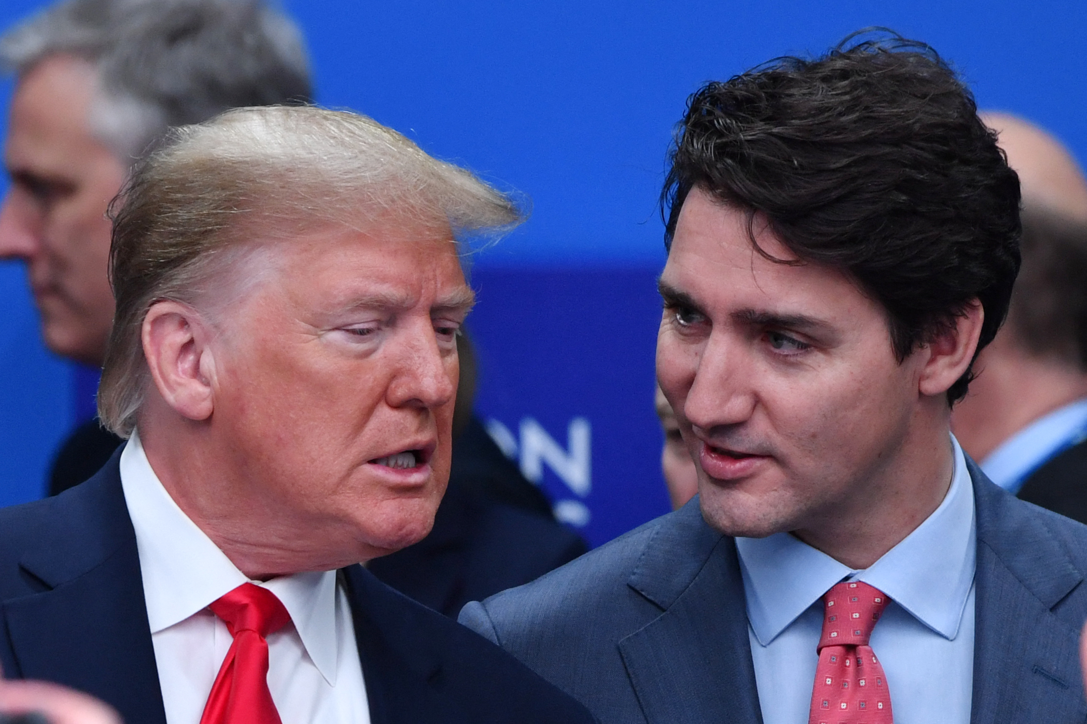 Did Trump's Tariffs And Statehood Comments Damage Wayne Gretzky's Canadian Image? Did Trump's Tariffs And Statehood Comments Damage Wayne Gretzky's Canadian Image?
