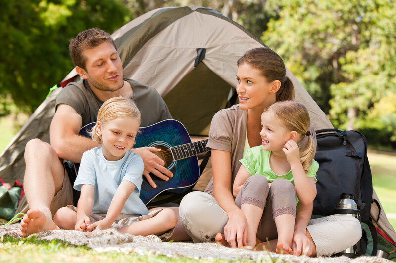 Digital Detox For Families: A Guide To A Screen-Free Week Digital Detox For Families: A Guide To A Screen-Free Week