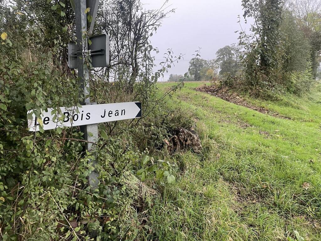 Dijon : Chute Mortelle D'un Jeune Ouvrier Du 4e Étage Dijon : Chute Mortelle D'un Jeune Ouvrier Du 4e Étage