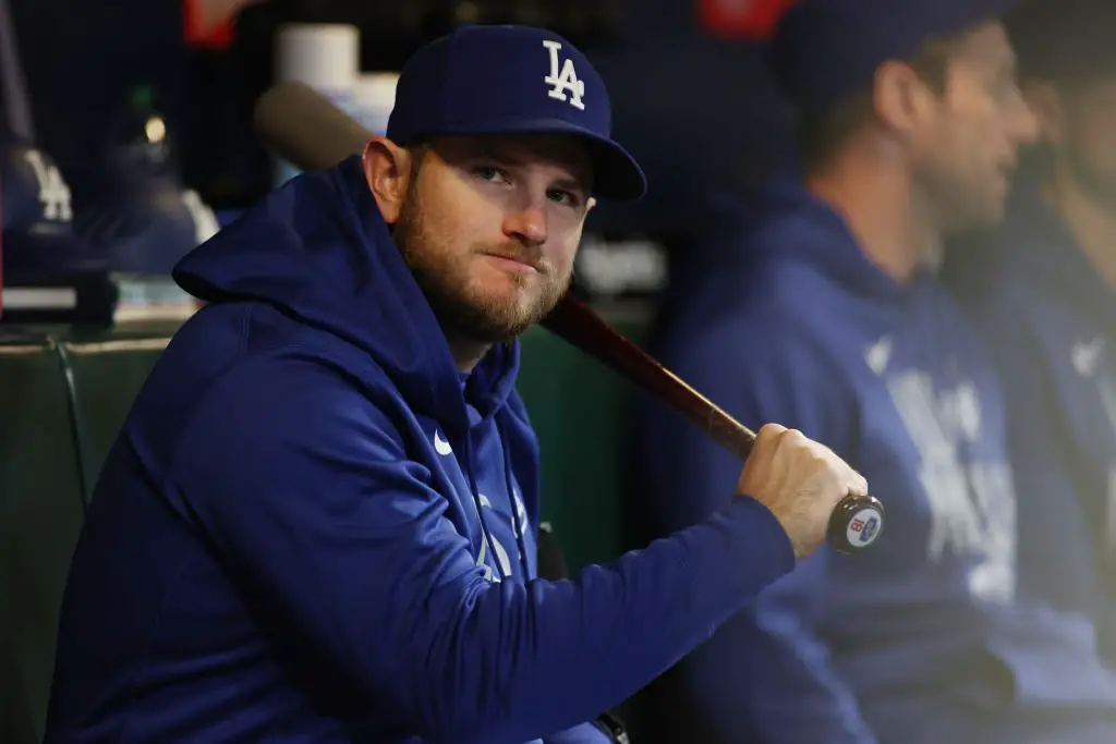 Dodgers' Max Muncy And His Doppelganger: A Fictional First Encounter Dodgers' Max Muncy And His Doppelganger: A Fictional First Encounter