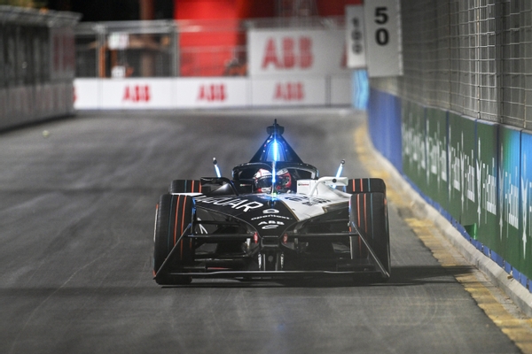 Dominant Display: McLaughlin Takes Pole At St. Petersburg Dominant Display: McLaughlin Takes Pole At St. Petersburg