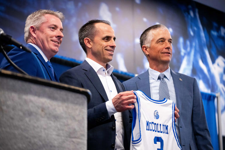 Drake's McCollum: New Assistant Coach For Iowa Drake's McCollum: New Assistant Coach For Iowa
