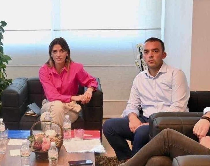 Dyshime Të Mëdha Rreth Shkeljes Së Rregullave Të UEFA-s Nga Arsenali Ndaj PSG-së Dyshime Të Mëdha Rreth Shkeljes Së Rregullave Të UEFA-s Nga Arsenali Ndaj PSG-së