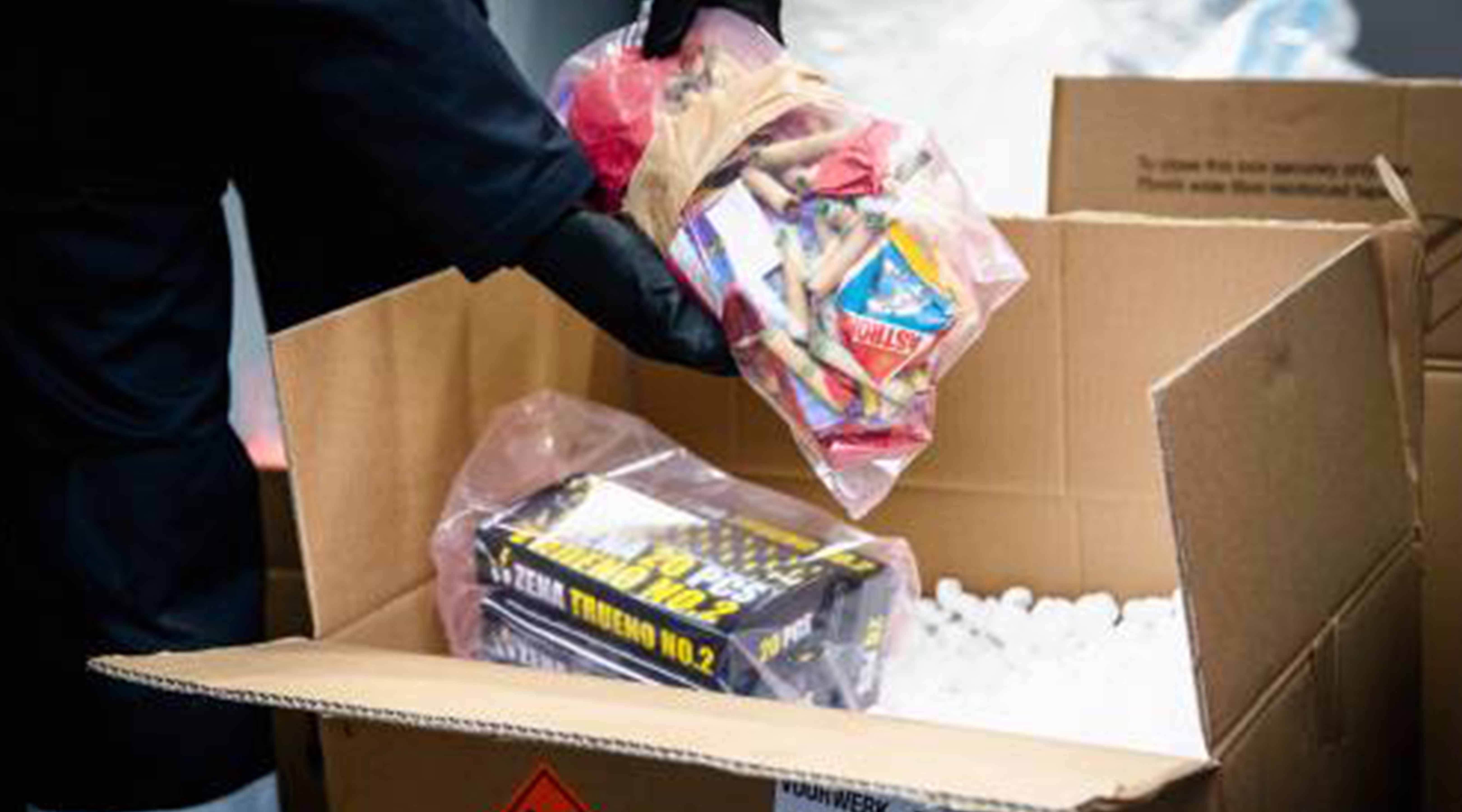 Een Op De Zes Nederlanders Blijft Vuurwerk Kopen Ondanks Dreigend Landelijk Verbod Een Op De Zes Nederlanders Blijft Vuurwerk Kopen Ondanks Dreigend Landelijk Verbod