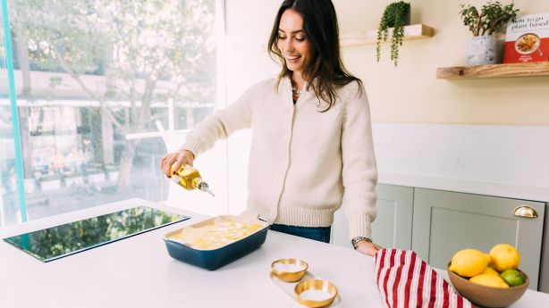 Ella Mills' Deliciously Ella: A Nepo Baby's Success Story? Ella Mills' Deliciously Ella: A Nepo Baby's Success Story?