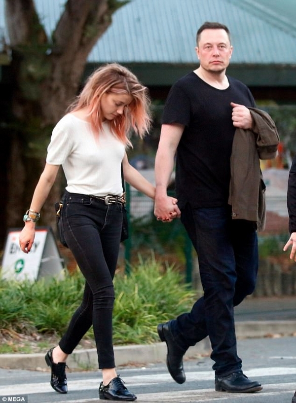 Elon Musk And Amber Heard: New Twins Fuel Embryo Dispute Rumors Elon Musk And Amber Heard: New Twins Fuel Embryo Dispute Rumors