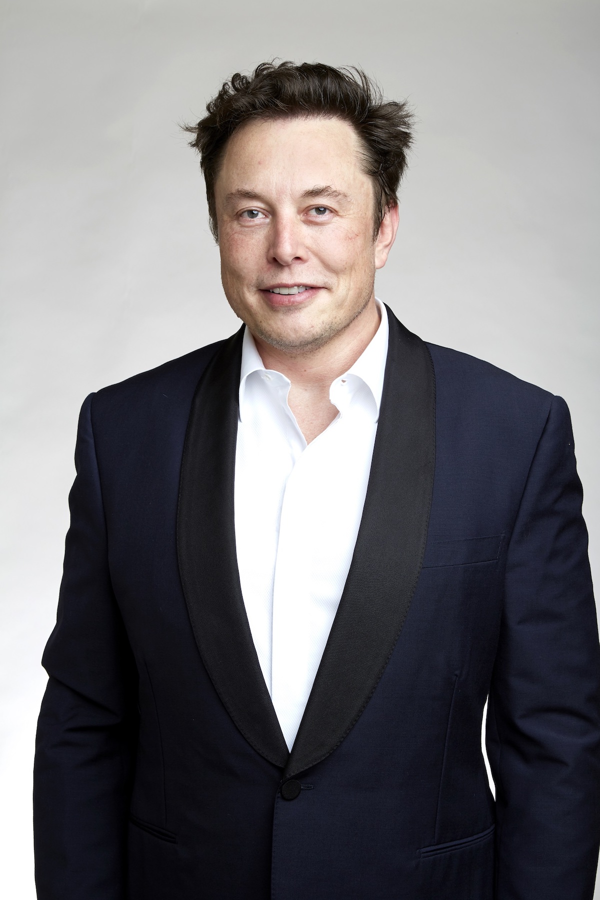 Elon Musk's Net Worth Plunges Below $300 Billion: Tesla's Troubles And Tariff Impacts Elon Musk's Net Worth Plunges Below $300 Billion: Tesla's Troubles And Tariff Impacts