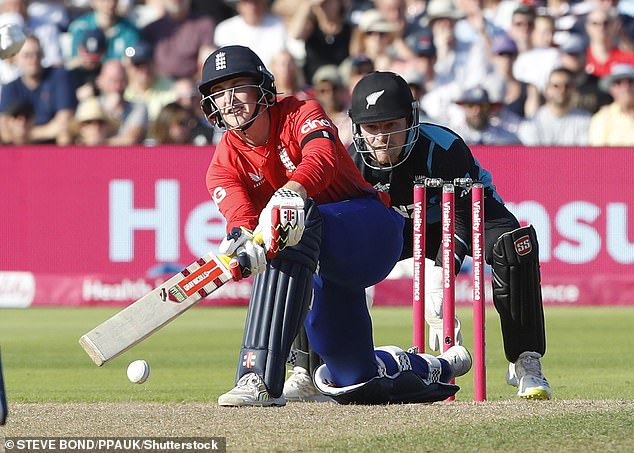 England Backs Crawley Despite Recent Slump England Backs Crawley Despite Recent Slump