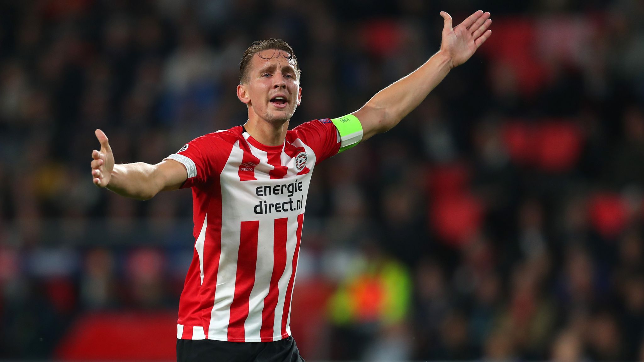 Eredivisie Title Secured On Veteran's Day: Perisic And De Jong Lead PSV To Victory Eredivisie Title Secured On Veteran's Day: Perisic And De Jong Lead PSV To Victory