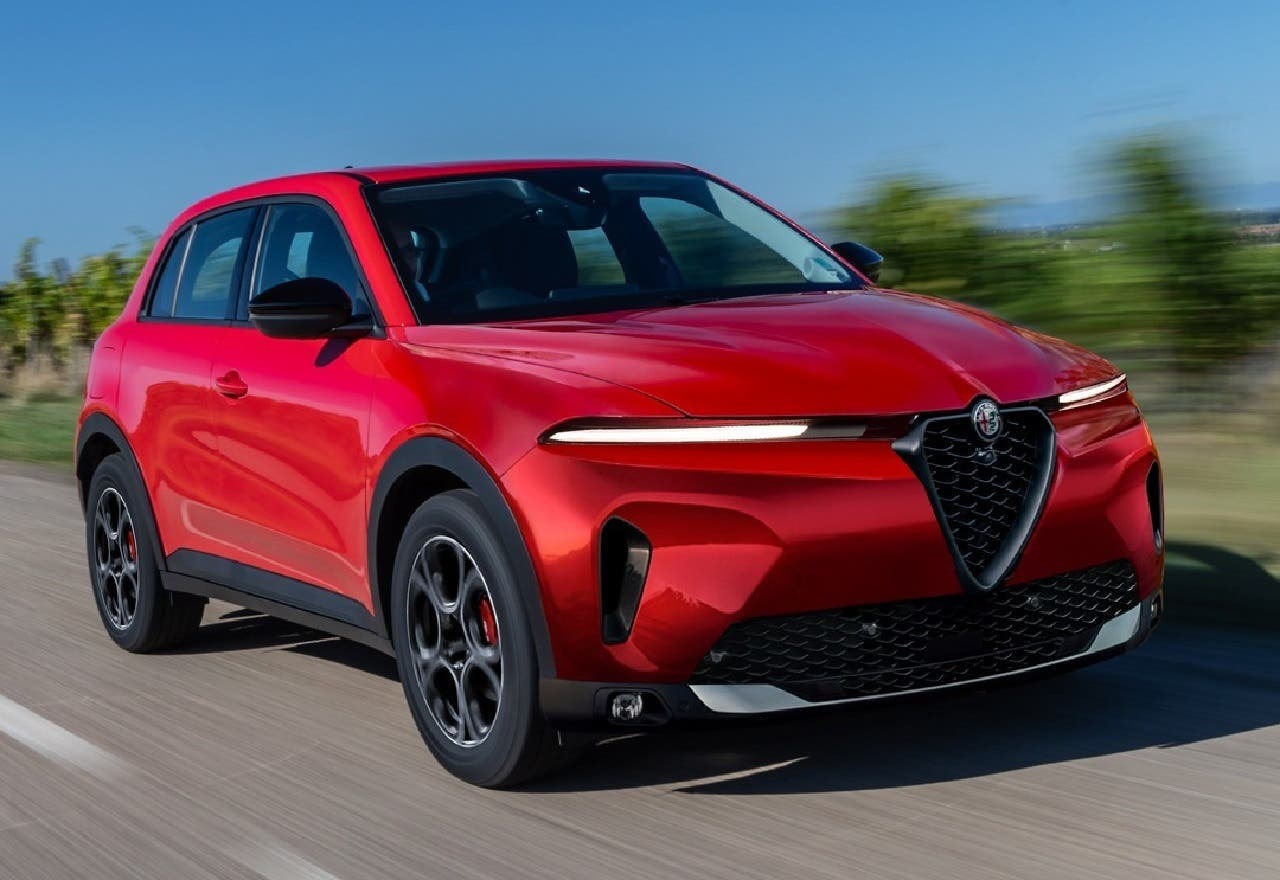 Essai Routier : Le Matin Auto Au Volant De L'Alfa Romeo Junior 1.2 Turbo Speciale Essai Routier : Le Matin Auto Au Volant De L'Alfa Romeo Junior 1.2 Turbo Speciale