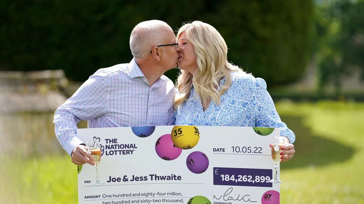 Euromillions Winner Could Become As Rich As Adele: £202m Up For Grabs Euromillions Winner Could Become As Rich As Adele: £202m Up For Grabs
