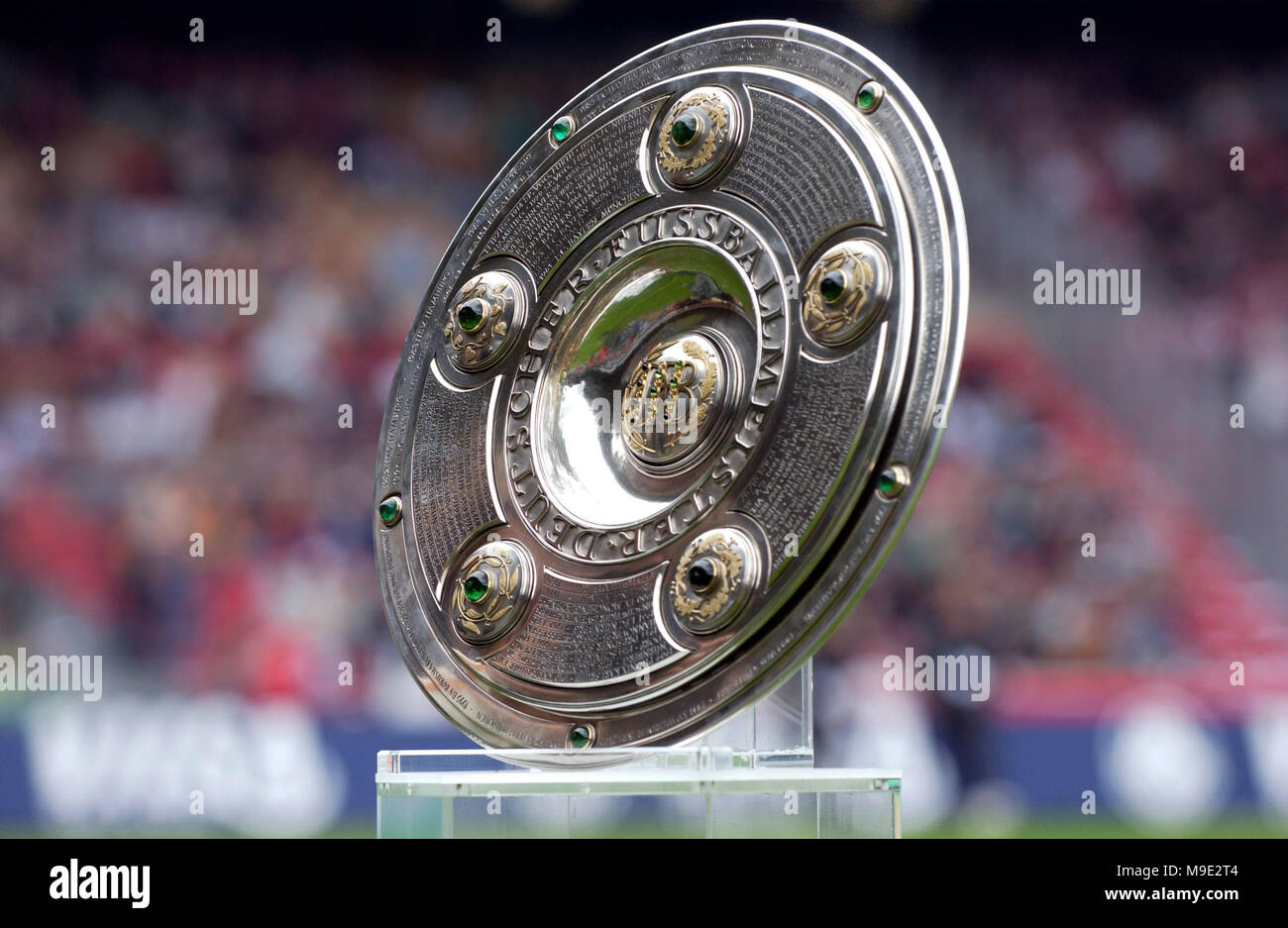 Final Home Game For Müller: Bayern Celebrate Bundesliga Championship Final Home Game For Müller: Bayern Celebrate Bundesliga Championship
